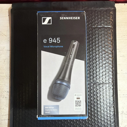 New sennheiser 945 - sennheiser,